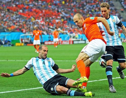 10年世界杯半决赛阿根廷vs荷兰
